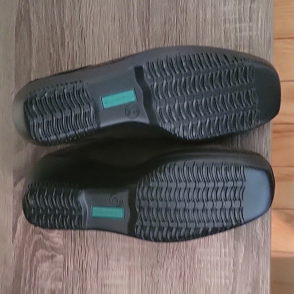 Thom McAn shoes - Picture 7 of 8